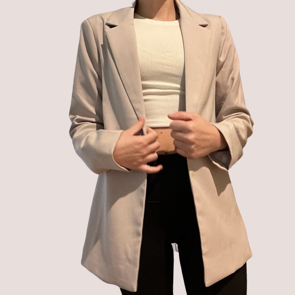LAVENDER BLAZER